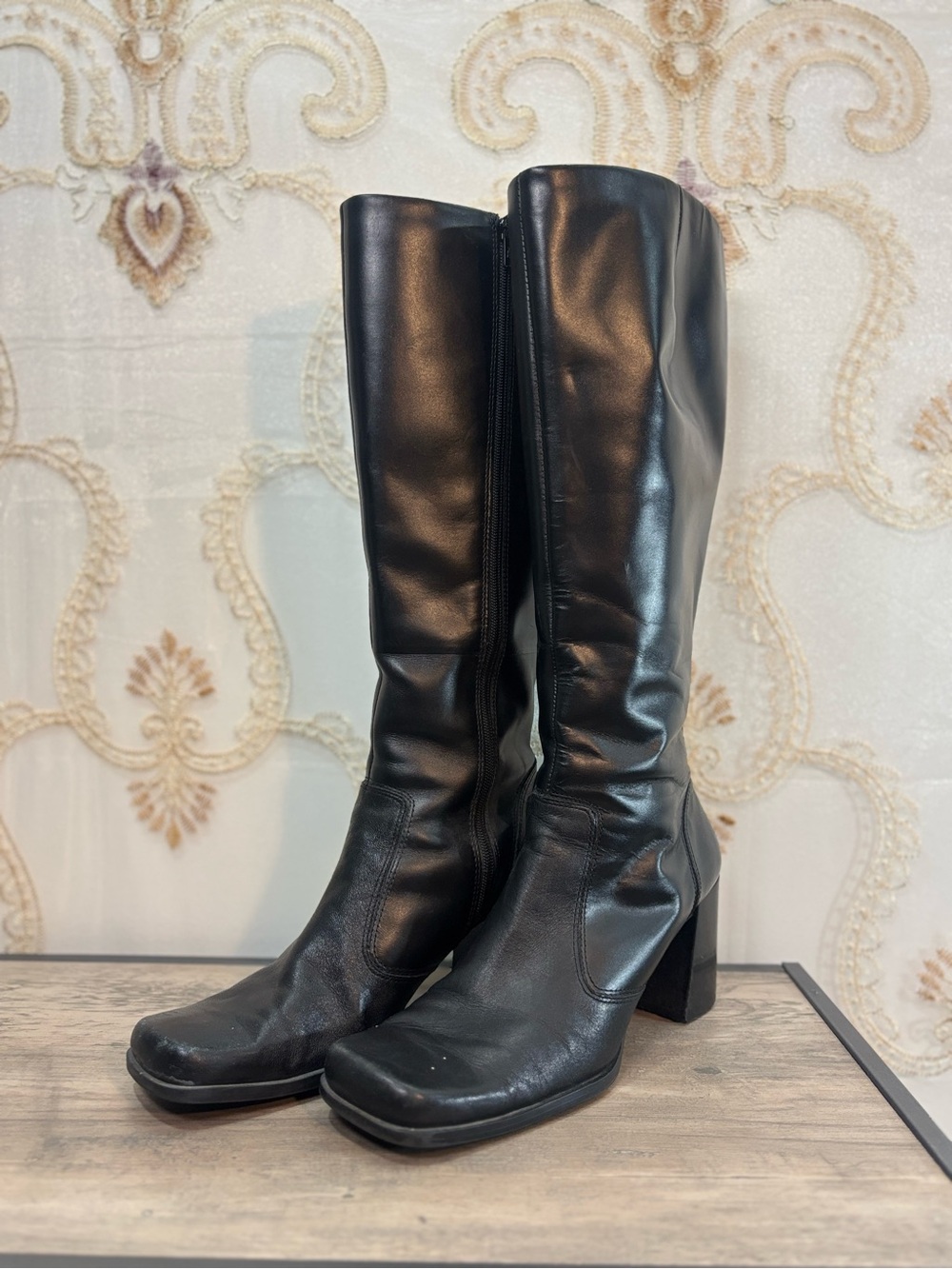 ✨Vintage Y2K Black Leather Chunky Square Toe Boots✨